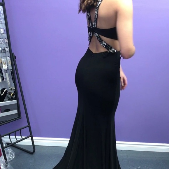 Prom dress - Picture 3 of 5